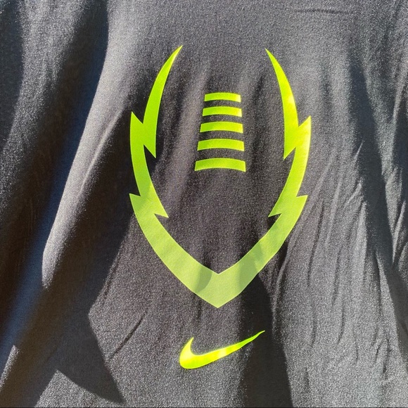 Nike Dri-Fit Football Short Sleeve Shirt - Picture 3 of 7